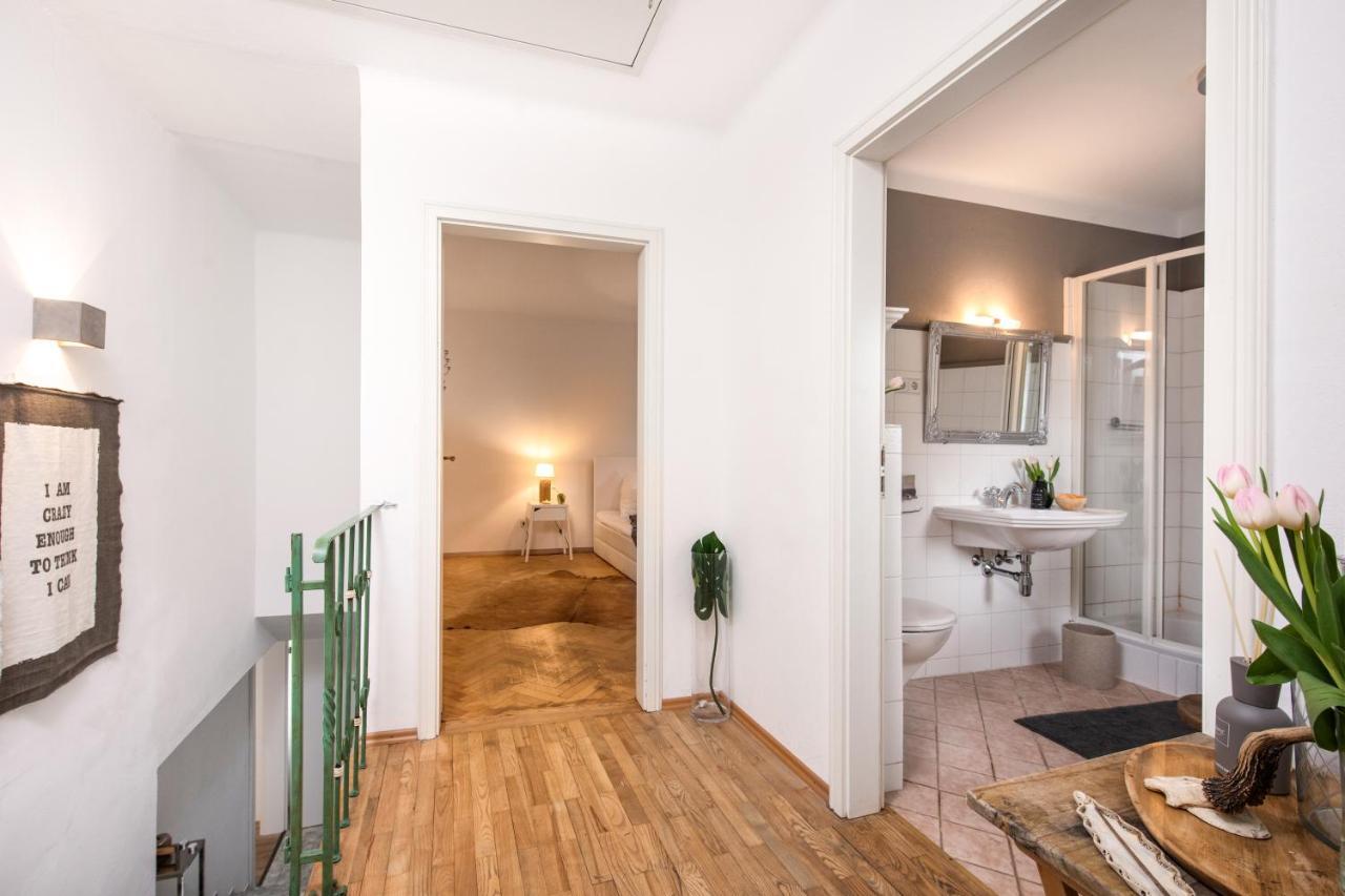 Вілла Townhouse Riva, Prime Location In The City Of Salzburg, 1000M2 Backyard Екстер'єр фото